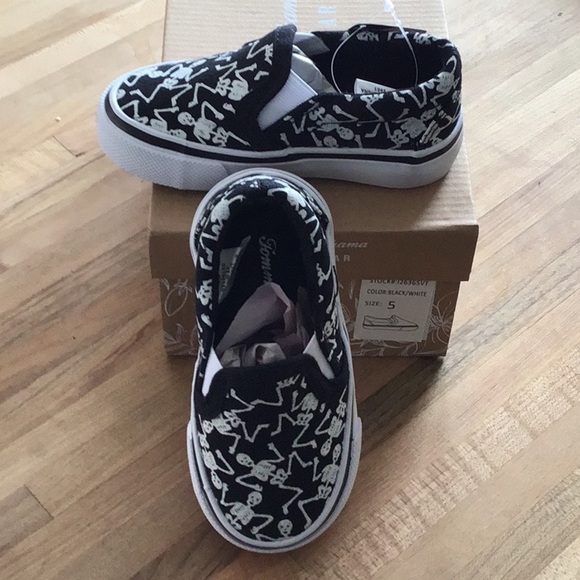 Tommy Bahama Glow In The Dark Skeletons Slip On Sneakers Toddler size 5 … - Picture 3 of 9